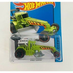 Hotwheels Street Cleaver HW City Toy Car Racecar New in Box 2013